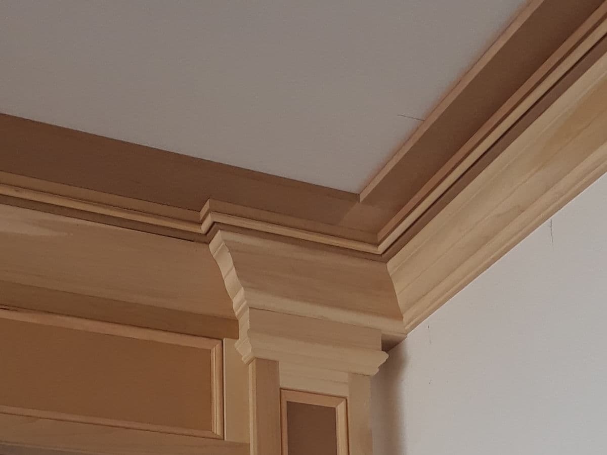 Built-Up Crown Molding with Corbel Detail — photo 17